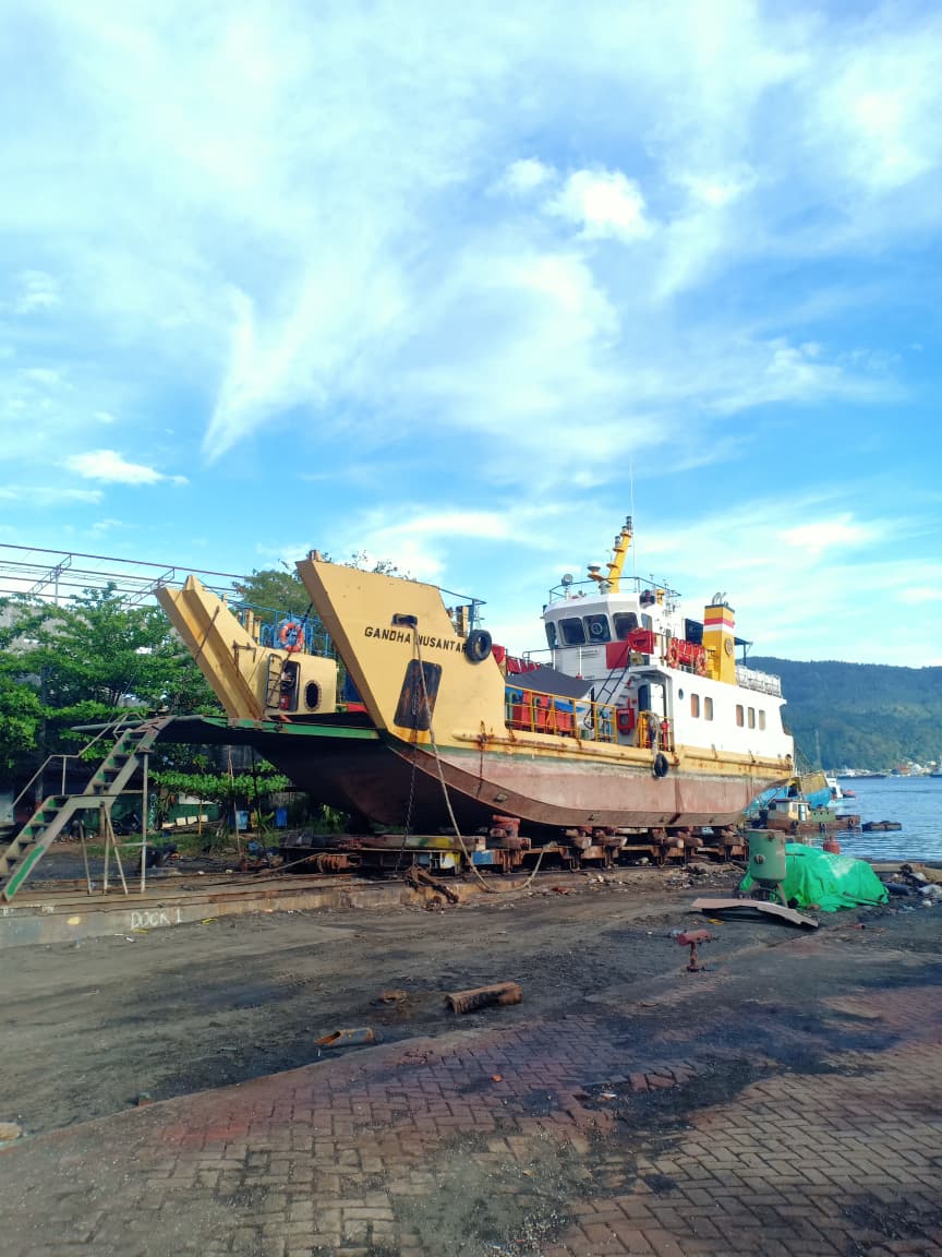 Docking repair KM Gandha Nusantara 17 milik PT PELNI (Persero)